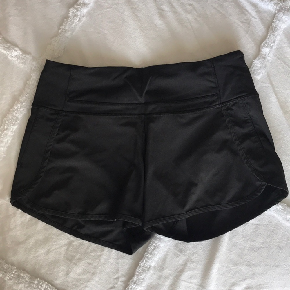 LULU LEMON SHORTS